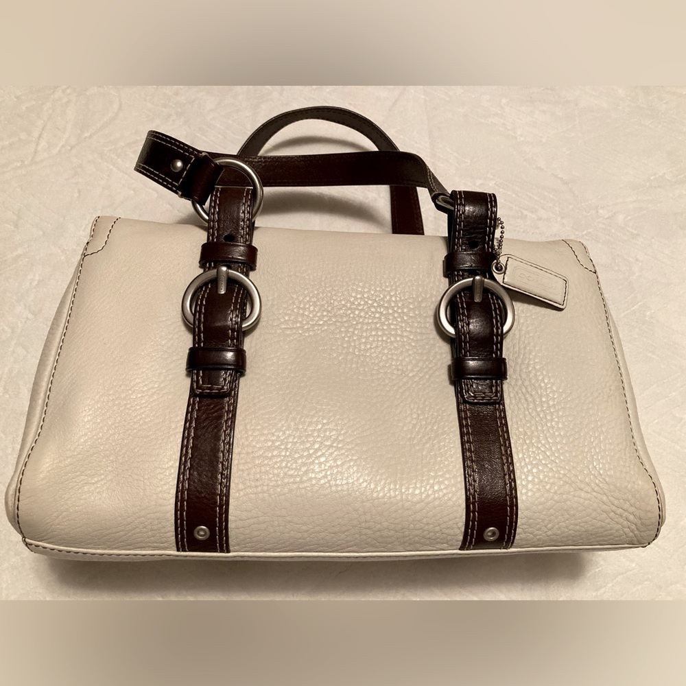 COACH Chelsea Pebble Leather Bag in Cream